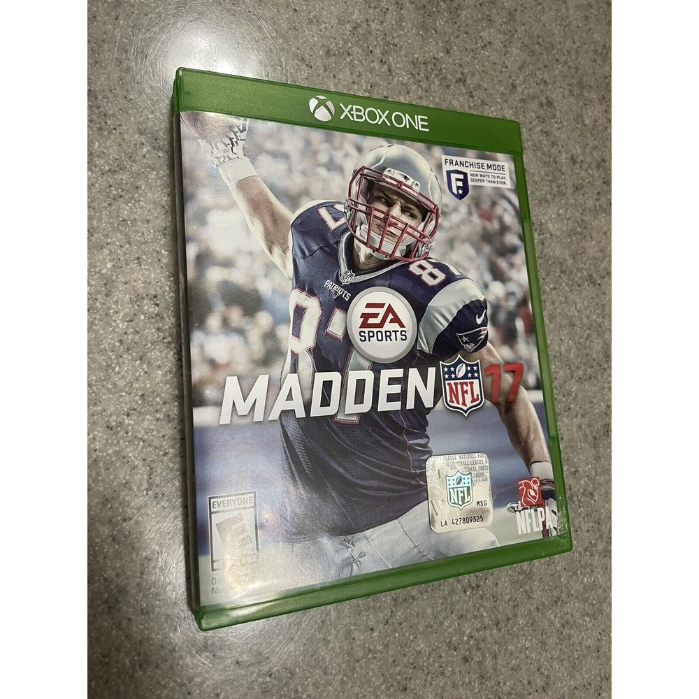 Madden NFL 17 (Standard‎ Edition) - Microsoft Xbox One game Complete